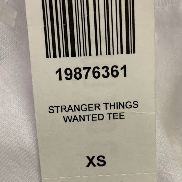 BoxLunch‎ Women's Stranger Things Hellfire Club Crew Neck Shirt Size XS NWT - Picture 6 of 12